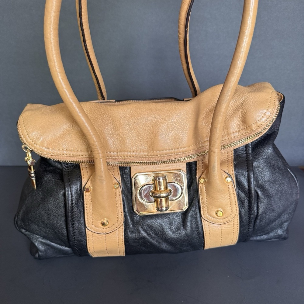 B. Makowsky Black & Tan "Rockefeller" Glove Leather Medium Flap Turn Satchel